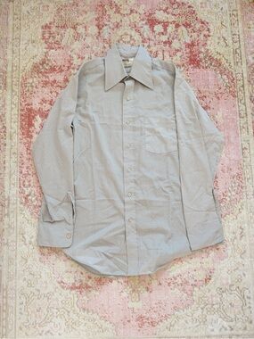 Montgomery Ward, Men's Light Blue Long-Sleeve Button-Up Shirt